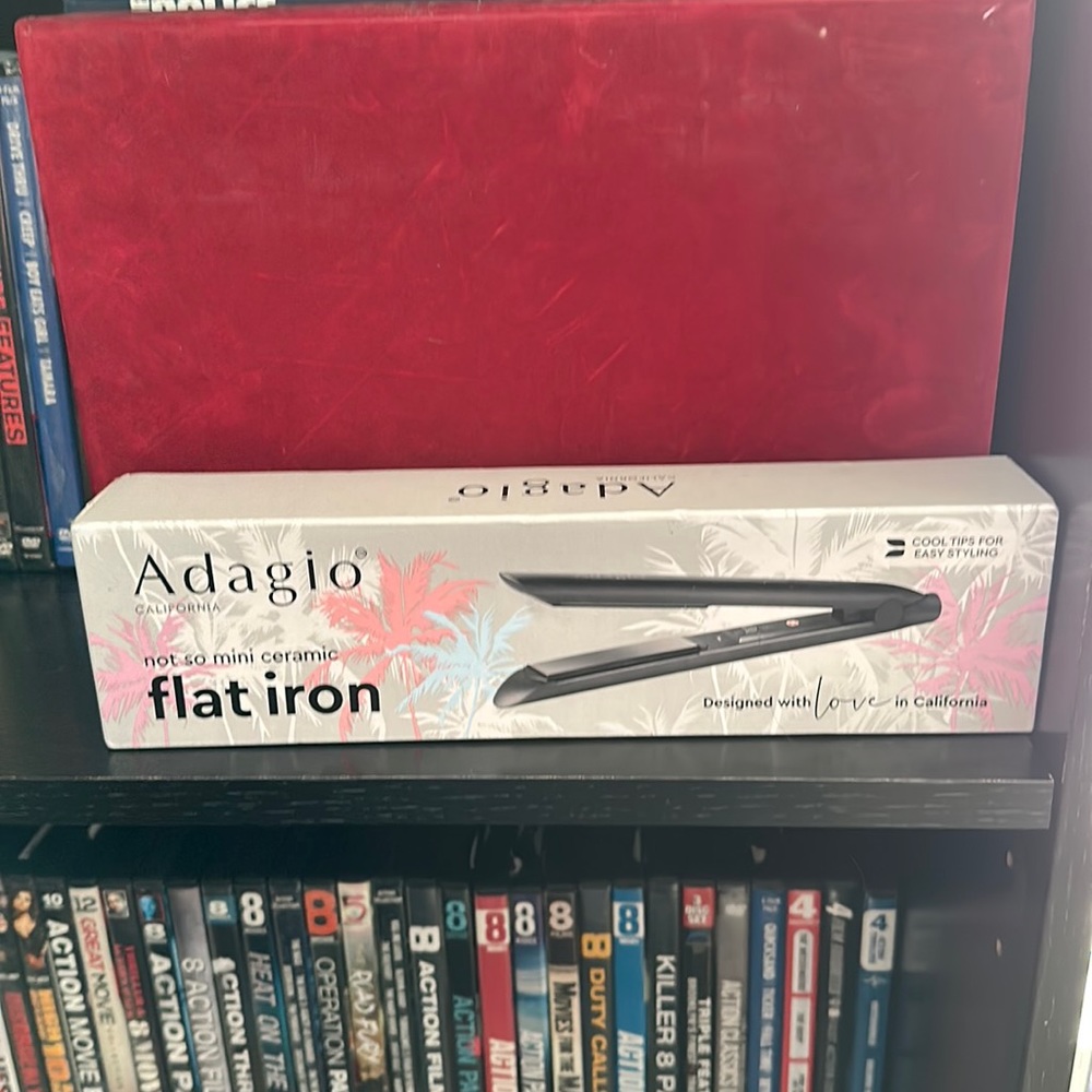 BNIB Adagio Not So Mini flat iron